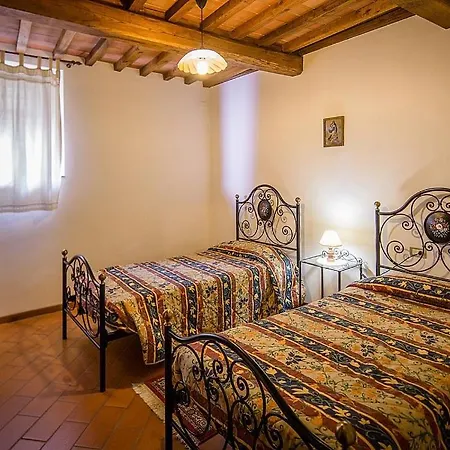 Sleeps 7 Pool Wifi * Sant'Enea