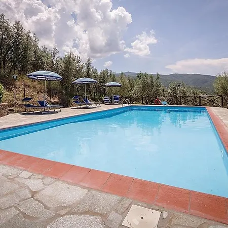 Apartment Sleeps 7 Pool Wifi *